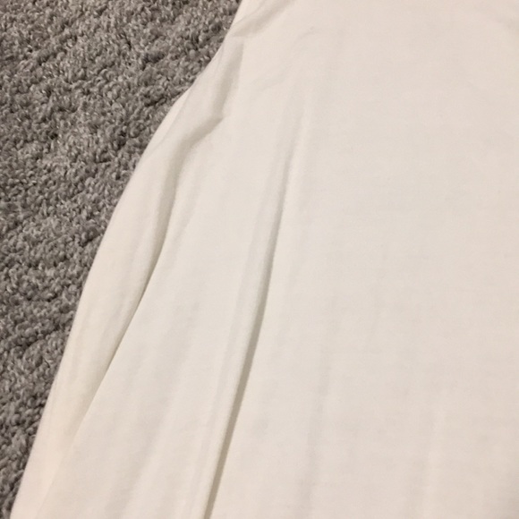 White tank top - Picture 2 of 3